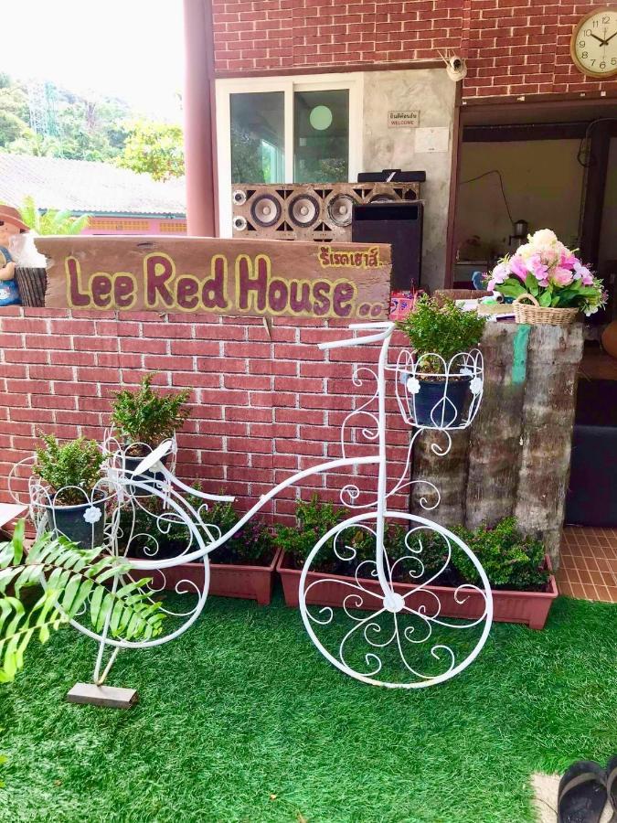 Hotel Lee Red House Ban Lak Uan Zewnętrze zdjęcie